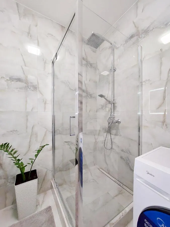 Vip Greenville Apartment Lviv 0*,